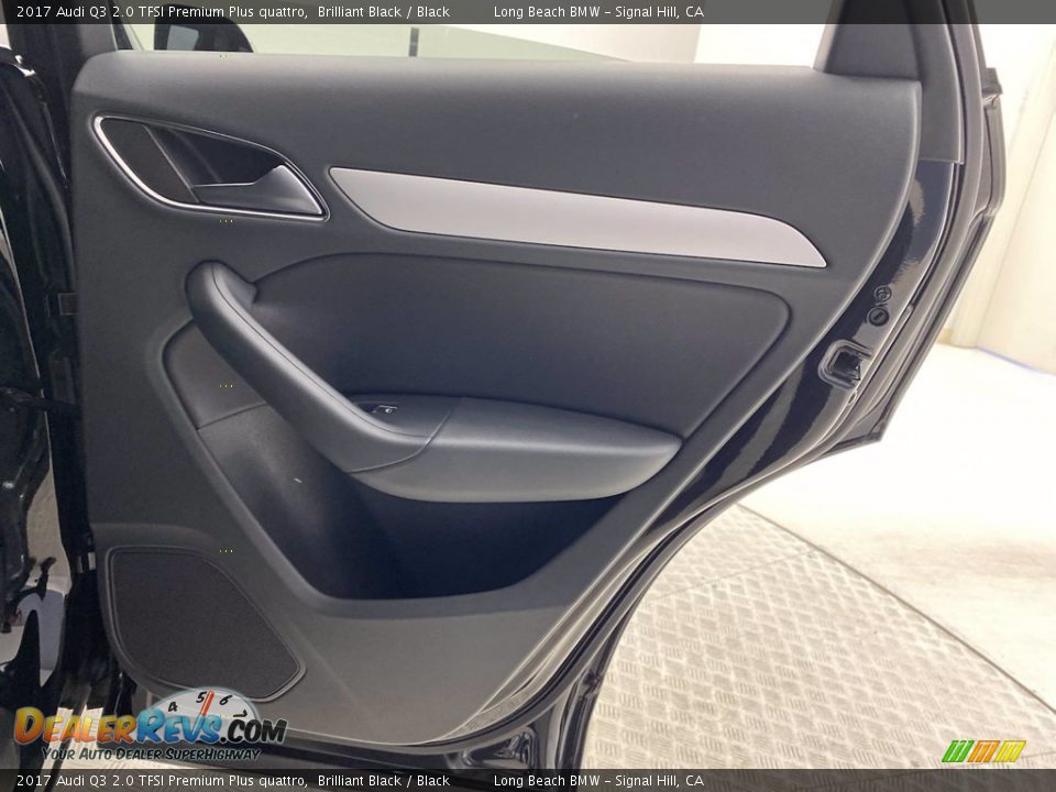 Door Panel of 2017 Audi Q3 2.0 TFSI Premium Plus quattro Photo #34