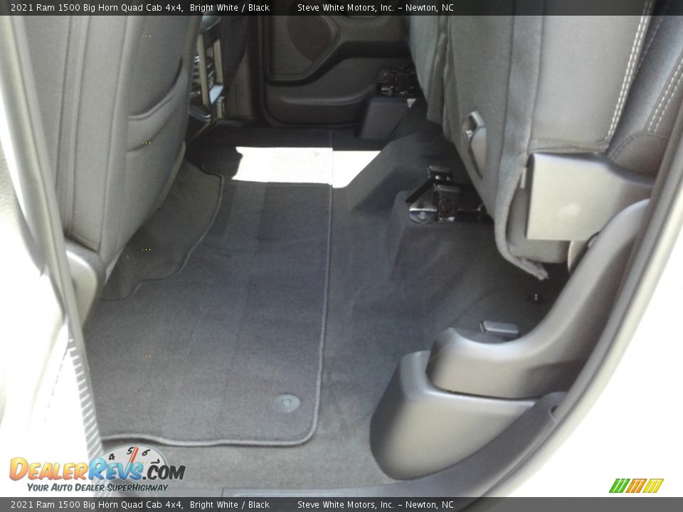 2021 Ram 1500 Big Horn Quad Cab 4x4 Bright White / Black Photo #15