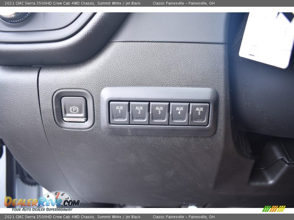 2021 GMC Sierra 3500HD Crew Cab 4WD Chassis Summit White / Jet Black Photo #12