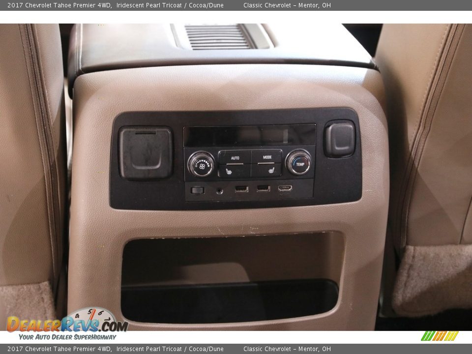 2017 Chevrolet Tahoe Premier 4WD Iridescent Pearl Tricoat / Cocoa/Dune Photo #21