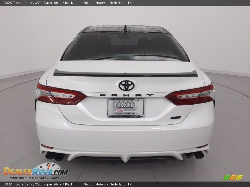 2020 Toyota Camry XSE Super White / Black Photo #25