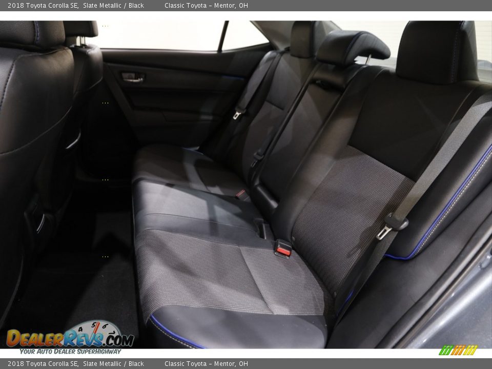 2018 Toyota Corolla SE Slate Metallic / Black Photo #15