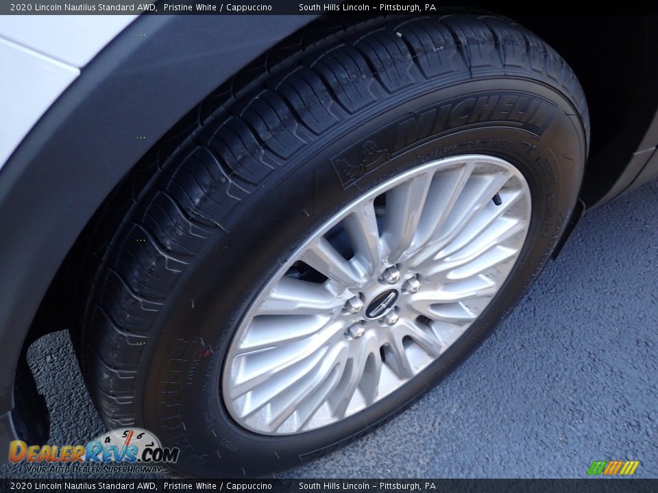 2020 Lincoln Nautilus Standard AWD Pristine White / Cappuccino Photo #5