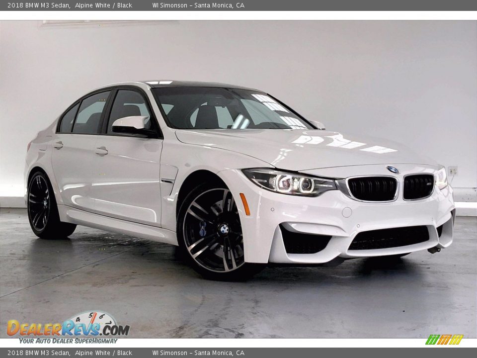 Front 3/4 View of 2018 BMW M3 Sedan Photo #34