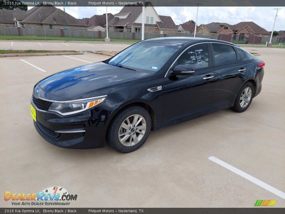 Front 3/4 View of 2016 Kia Optima LX Photo #3