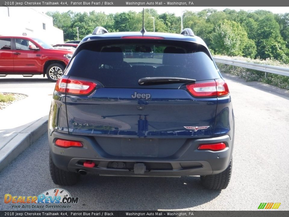 2018 Jeep Cherokee Trailhawk 4x4 Patriot Blue Pearl / Black Photo #13