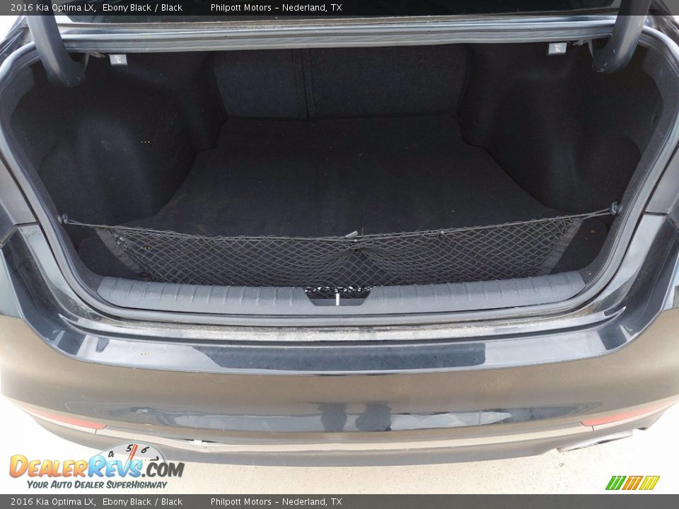 2016 Kia Optima LX Trunk Photo #24