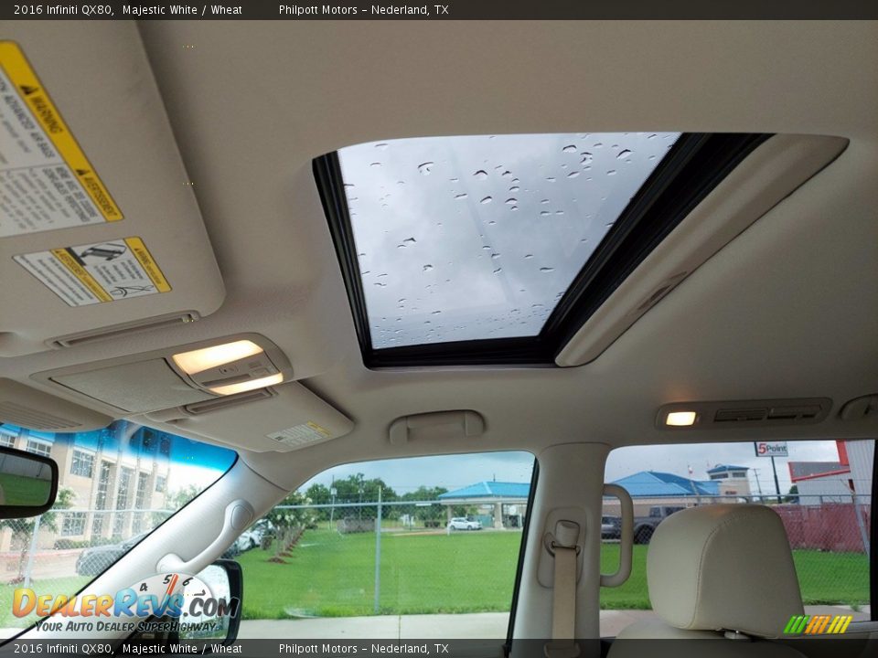 Sunroof of 2016 Infiniti QX80  Photo #23