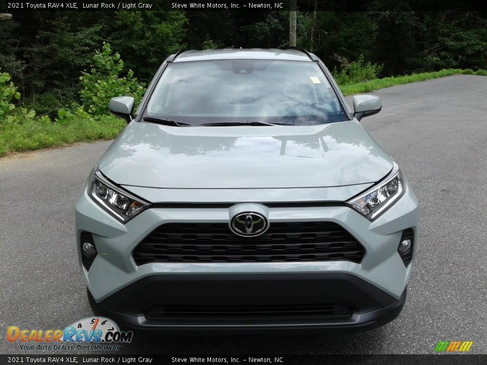 2021 Toyota RAV4 XLE Lunar Rock / Light Gray Photo #4