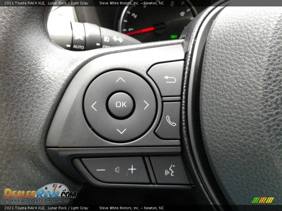 2021 Toyota RAV4 XLE Steering Wheel Photo #18