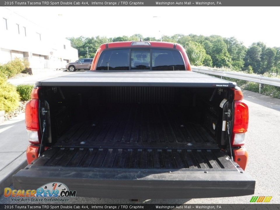 2016 Toyota Tacoma TRD Sport Double Cab 4x4 Inferno Orange / TRD Graphite Photo #21