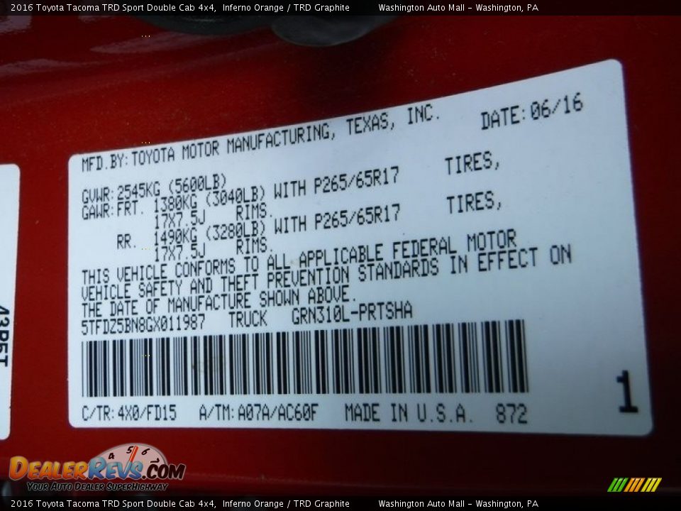 2016 Toyota Tacoma TRD Sport Double Cab 4x4 Inferno Orange / TRD Graphite Photo #30