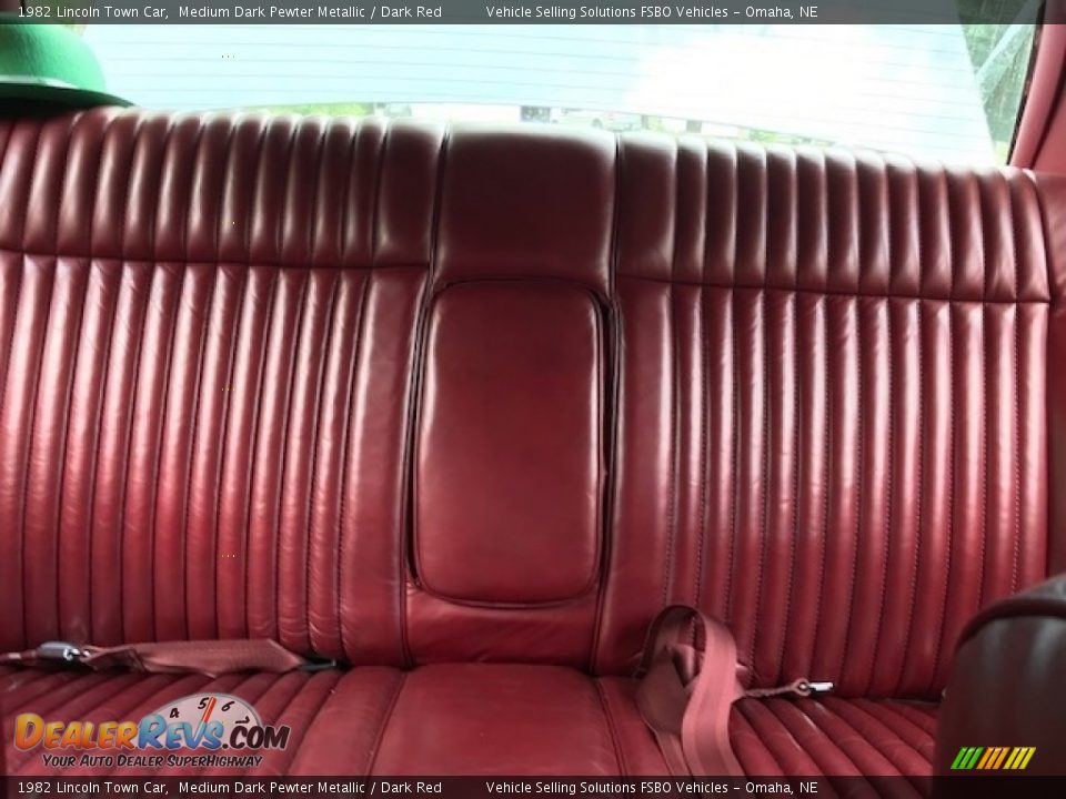 Rear Seat of 1982 Lincoln Town Car  Photo #11