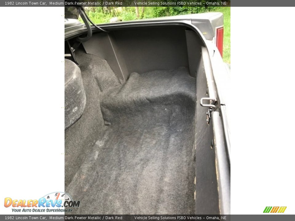 1982 Lincoln Town Car  Trunk Photo #15