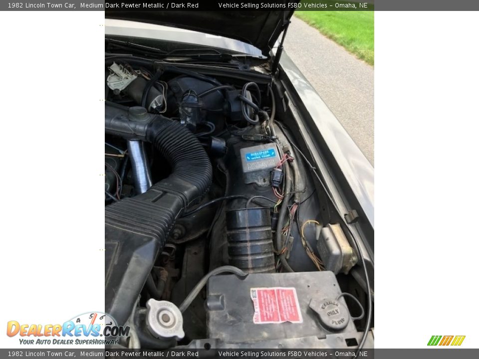 1982 Lincoln Town Car  5.0 Liter OHV 16-Valve V8 Engine Photo #18