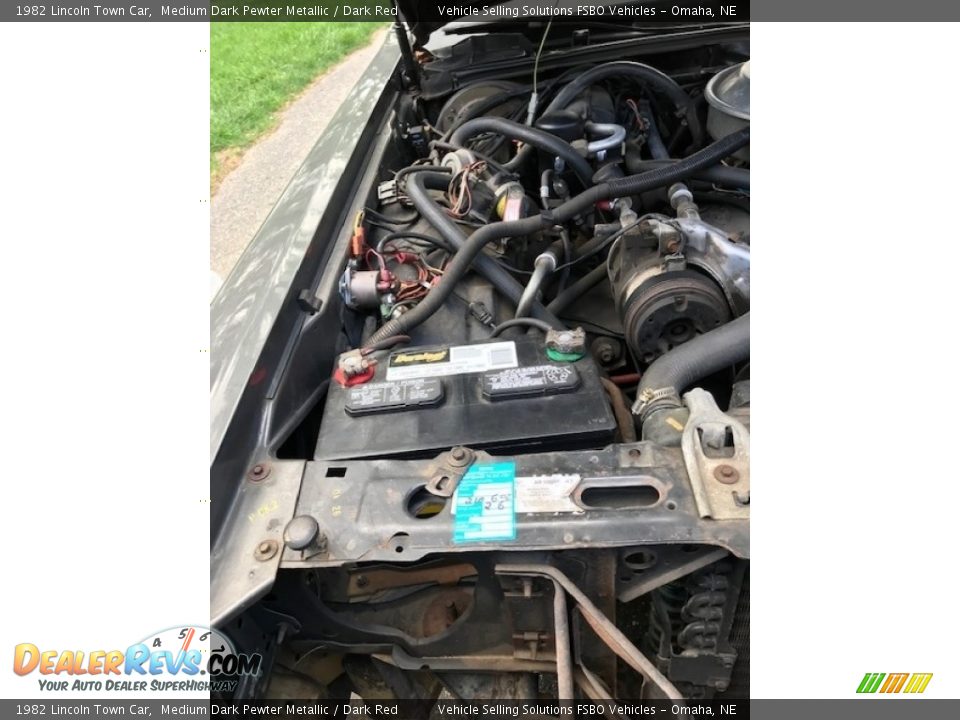 1982 Lincoln Town Car  5.0 Liter OHV 16-Valve V8 Engine Photo #19