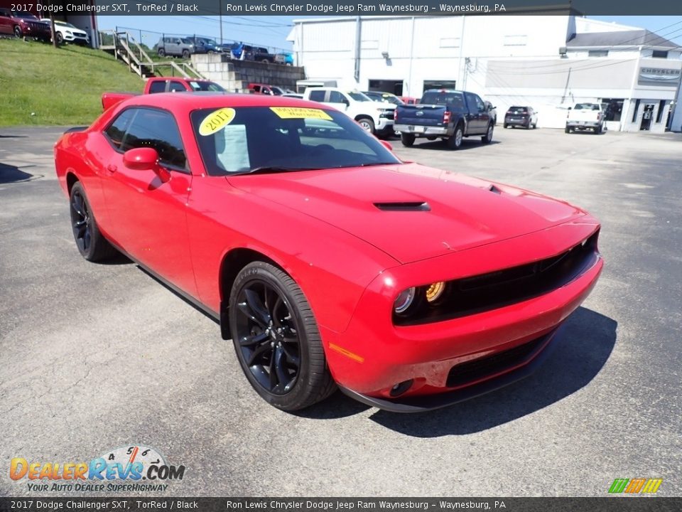 2017 Dodge Challenger SXT TorRed / Black Photo #7