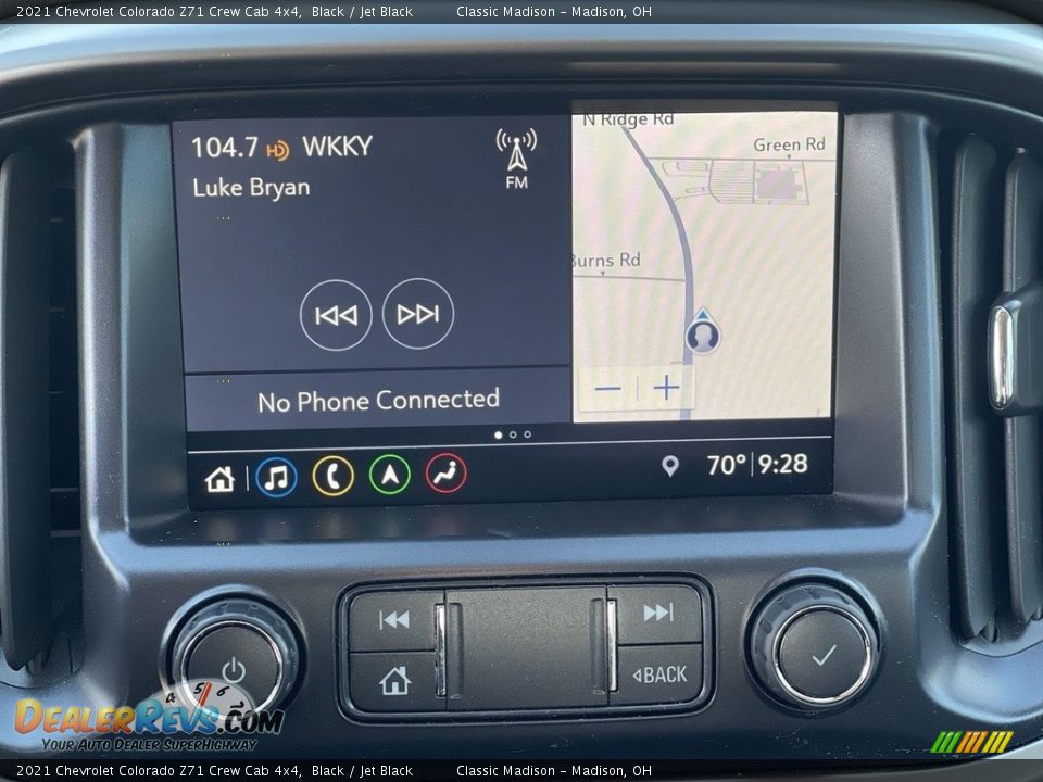 Controls of 2021 Chevrolet Colorado Z71 Crew Cab 4x4 Photo #8