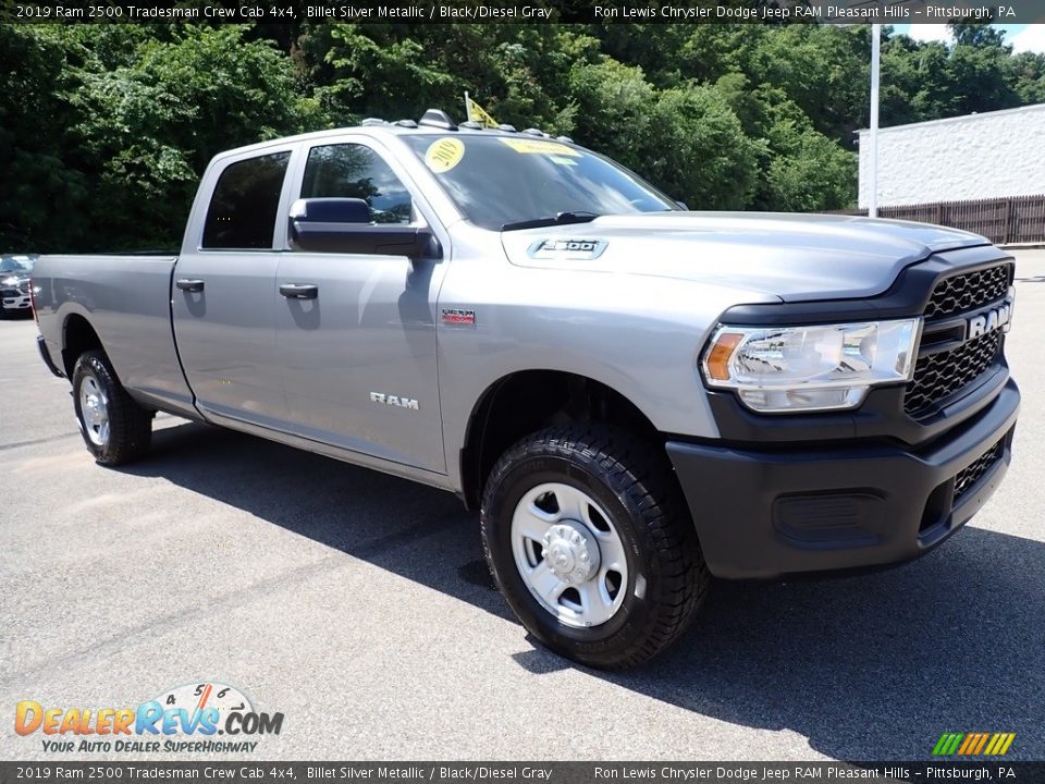 Front 3/4 View of 2019 Ram 2500 Tradesman Crew Cab 4x4 Photo #7