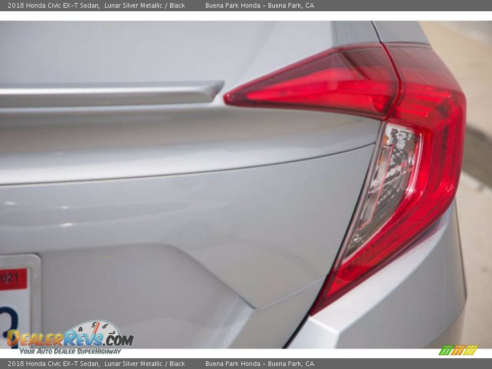 2018 Honda Civic EX-T Sedan Lunar Silver Metallic / Black Photo #11