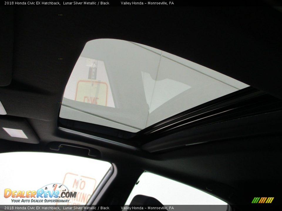 2018 Honda Civic EX Hatchback Lunar Silver Metallic / Black Photo #13