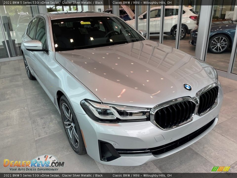 2021 BMW 5 Series 530i xDrive Sedan Glacier Silver Metallic / Black Photo #1