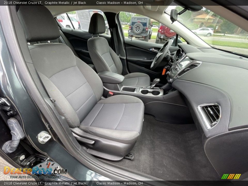 2018 Chevrolet Cruze LT Graphite Metallic / Jet Black Photo #12