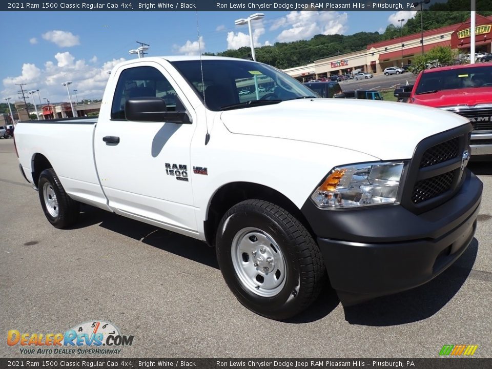 Front 3/4 View of 2021 Ram 1500 Classic Regular Cab 4x4 Photo #8