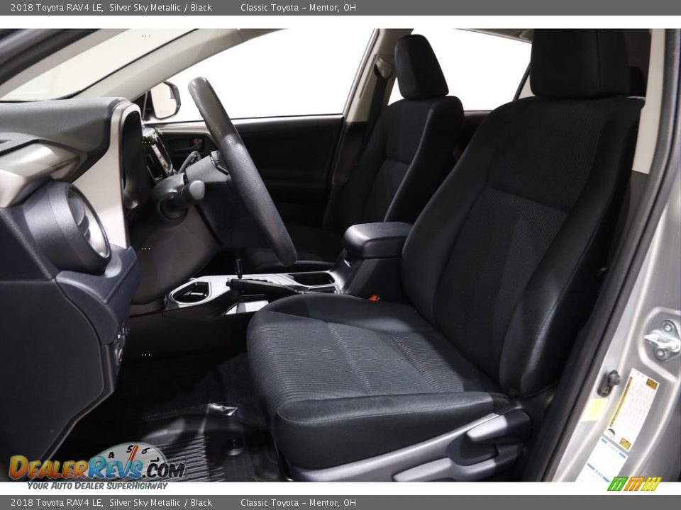 2018 Toyota RAV4 LE Silver Sky Metallic / Black Photo #5