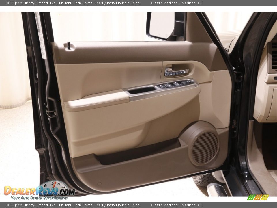 2010 Jeep Liberty Limited 4x4 Brilliant Black Crystal Pearl / Pastel Pebble Beige Photo #4