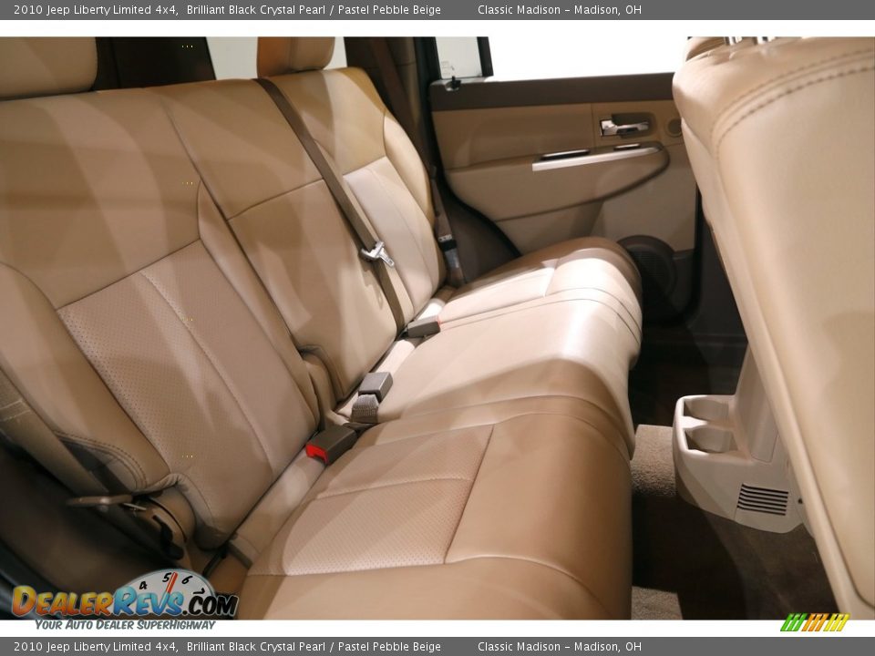2010 Jeep Liberty Limited 4x4 Brilliant Black Crystal Pearl / Pastel Pebble Beige Photo #13