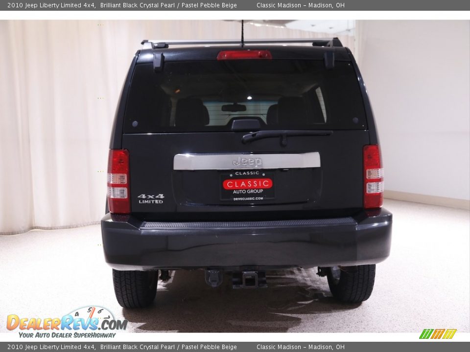 2010 Jeep Liberty Limited 4x4 Brilliant Black Crystal Pearl / Pastel Pebble Beige Photo #15