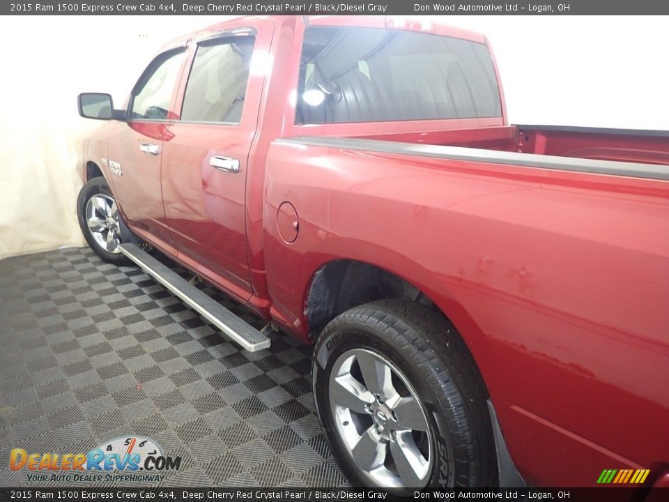 2015 Ram 1500 Express Crew Cab 4x4 Deep Cherry Red Crystal Pearl / Black/Diesel Gray Photo #14