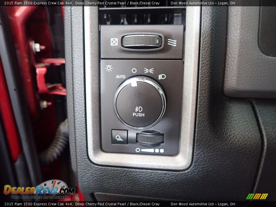 Controls of 2015 Ram 1500 Express Crew Cab 4x4 Photo #27