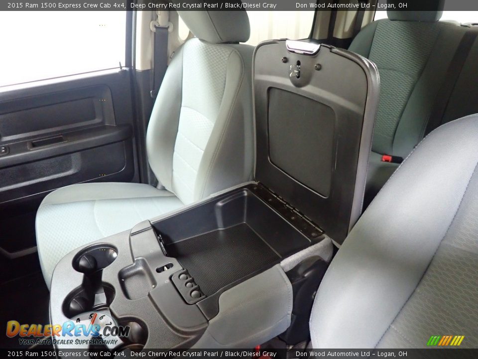 2015 Ram 1500 Express Crew Cab 4x4 Deep Cherry Red Crystal Pearl / Black/Diesel Gray Photo #30