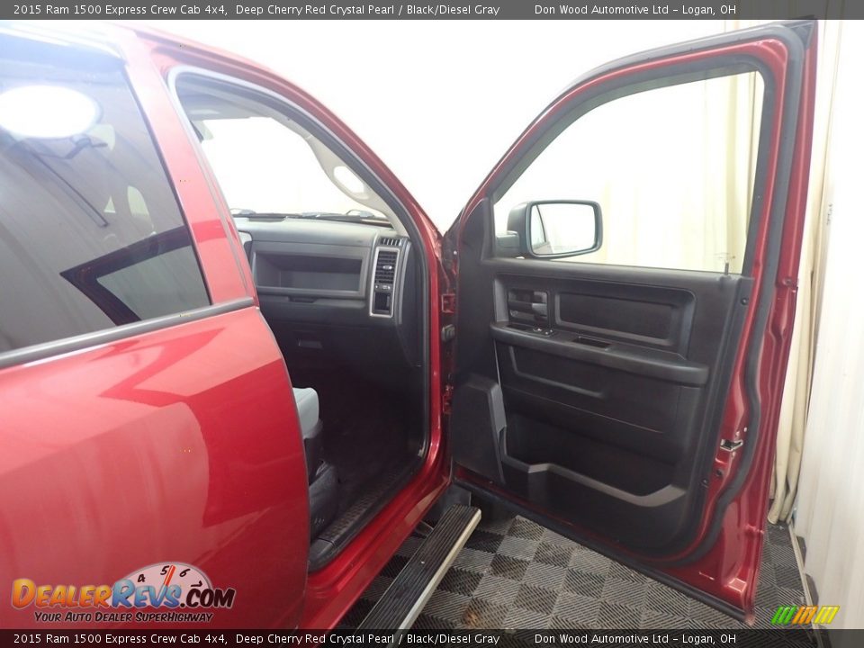 2015 Ram 1500 Express Crew Cab 4x4 Deep Cherry Red Crystal Pearl / Black/Diesel Gray Photo #35