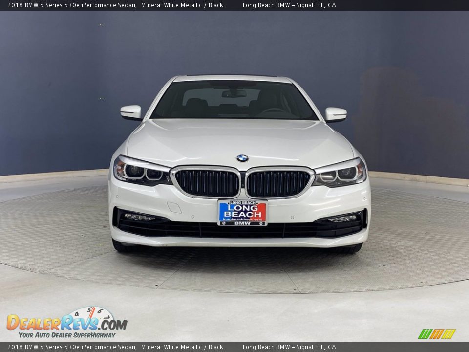 2018 BMW 5 Series 530e iPerfomance Sedan Mineral White Metallic / Black Photo #2