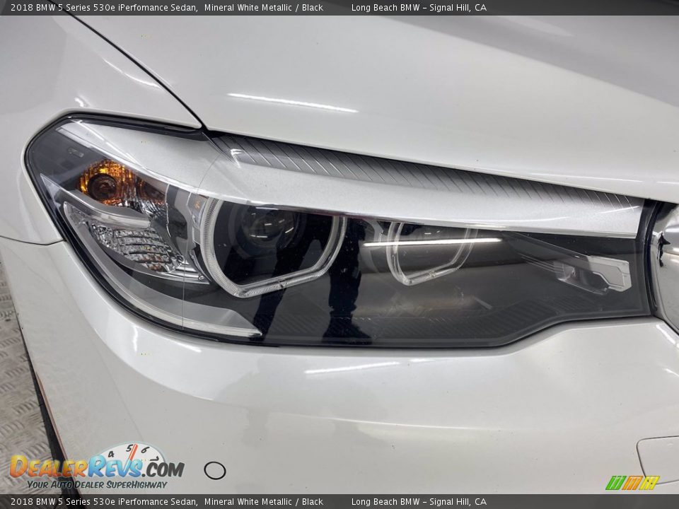 2018 BMW 5 Series 530e iPerfomance Sedan Mineral White Metallic / Black Photo #7