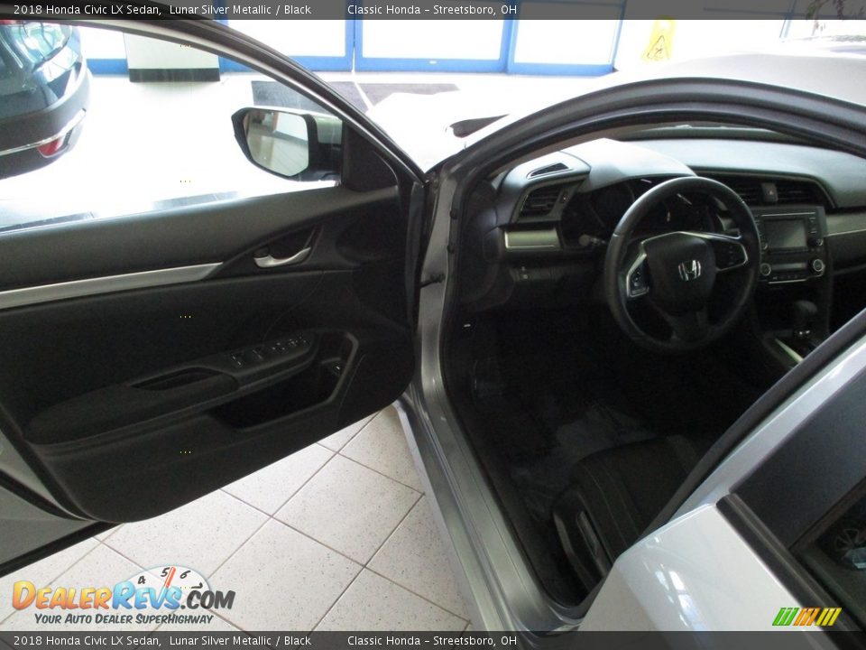 2018 Honda Civic LX Sedan Lunar Silver Metallic / Black Photo #20