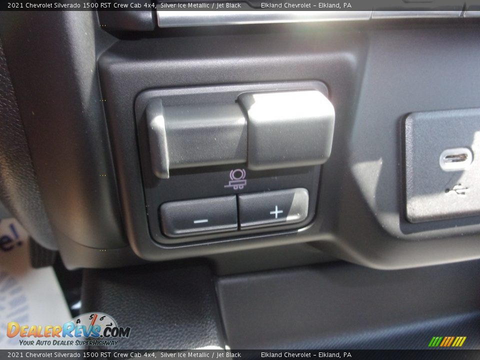 2021 Chevrolet Silverado 1500 RST Crew Cab 4x4 Silver Ice Metallic / Jet Black Photo #31