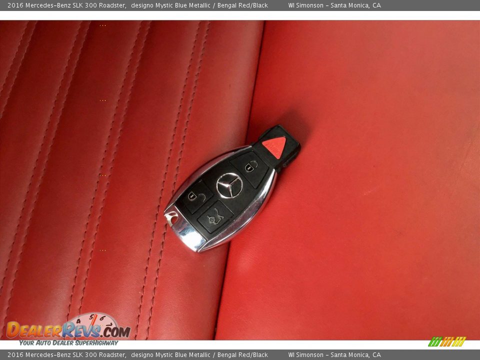 Keys of 2016 Mercedes-Benz SLK 300 Roadster Photo #11