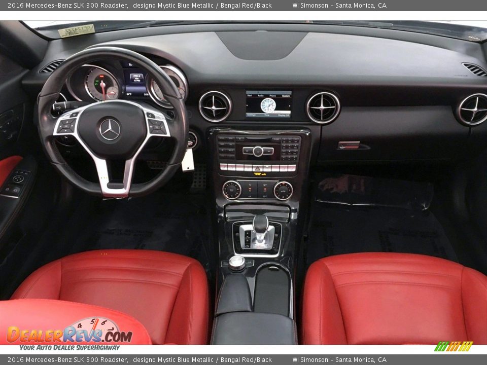 Dashboard of 2016 Mercedes-Benz SLK 300 Roadster Photo #15