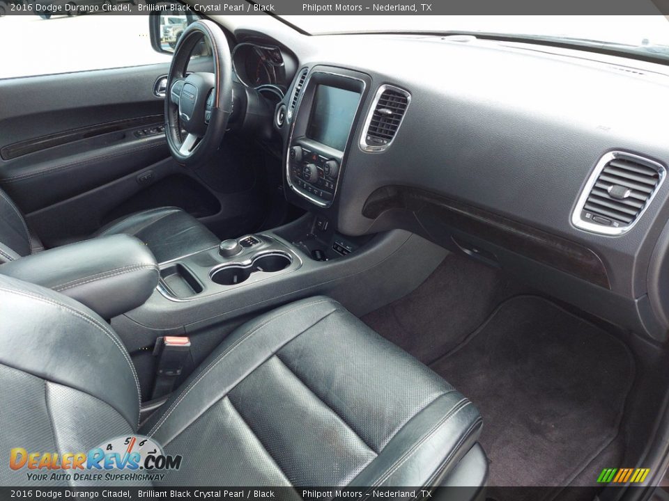 Dashboard of 2016 Dodge Durango Citadel Photo #32