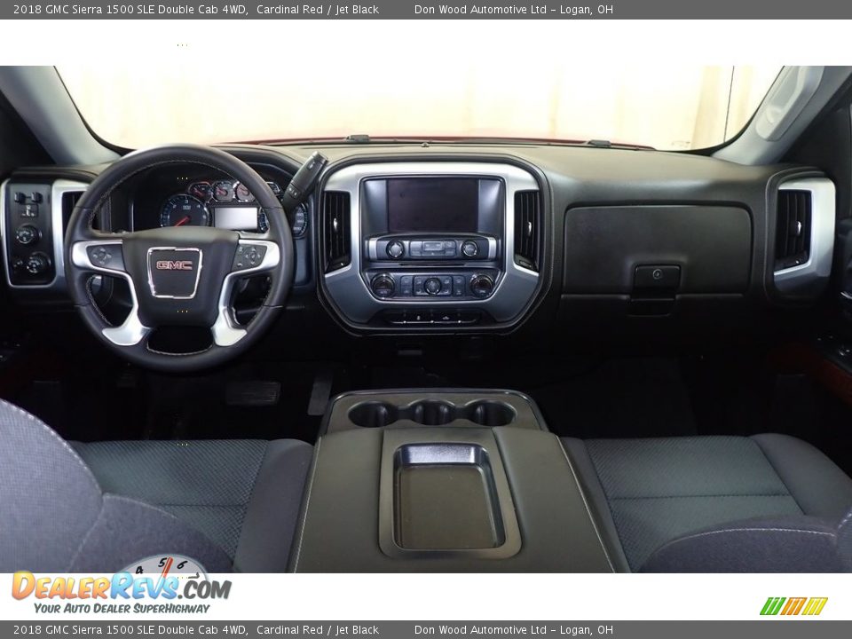 Dashboard of 2018 GMC Sierra 1500 SLE Double Cab 4WD Photo #20