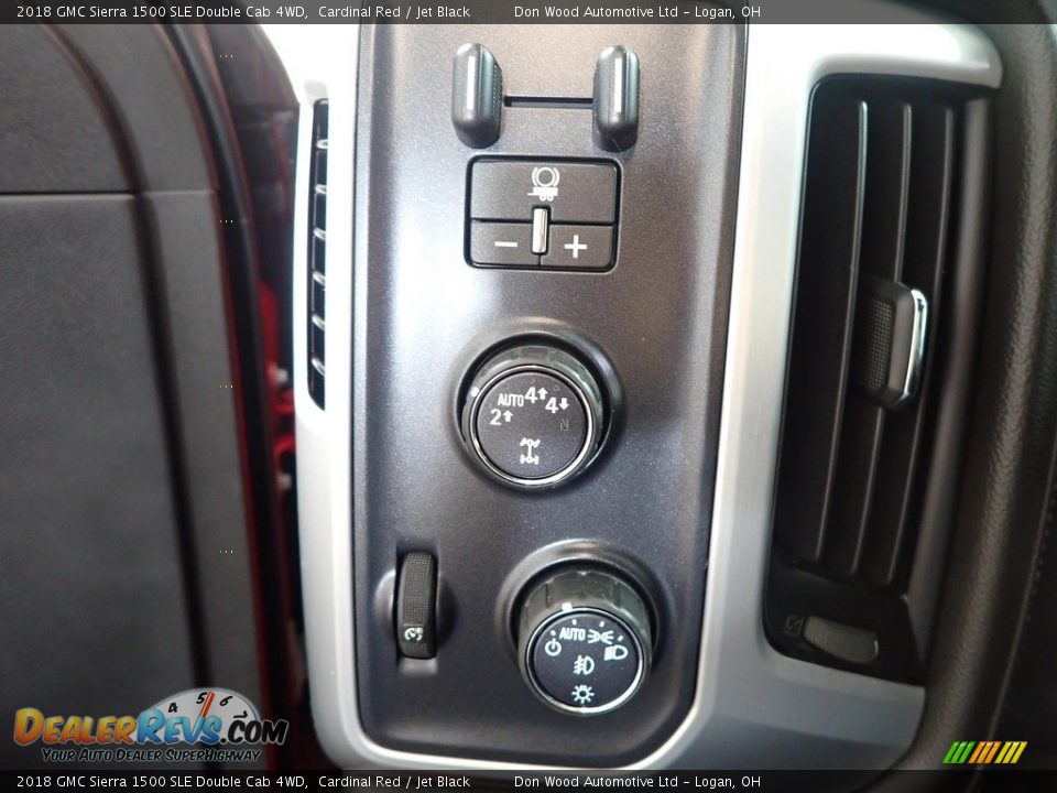 Controls of 2018 GMC Sierra 1500 SLE Double Cab 4WD Photo #27