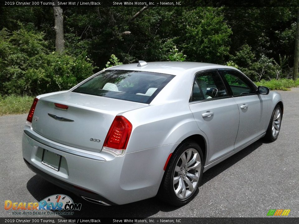 2019 Chrysler 300 Touring Silver Mist / Linen/Black Photo #6