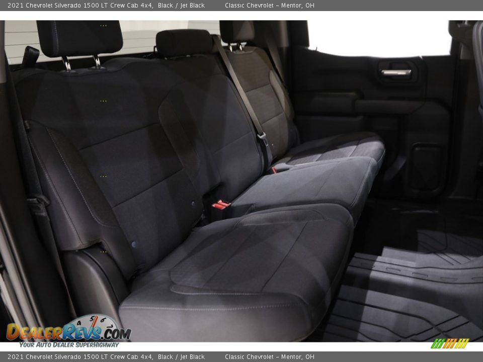 2021 Chevrolet Silverado 1500 LT Crew Cab 4x4 Black / Jet Black Photo #16