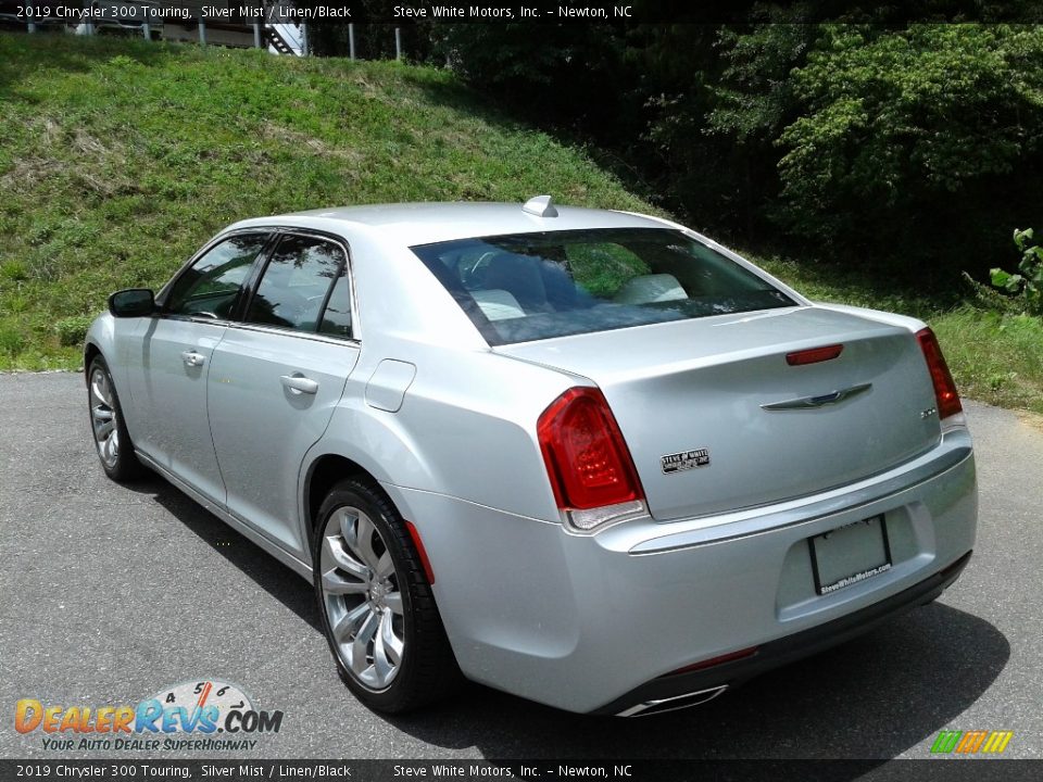 2019 Chrysler 300 Touring Silver Mist / Linen/Black Photo #8