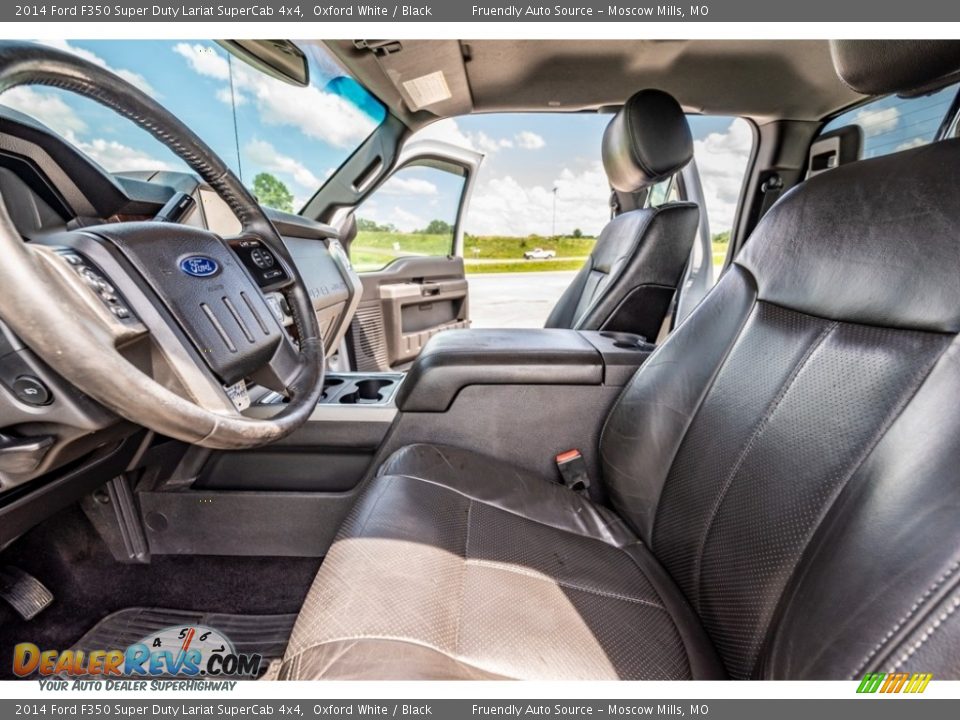 Front Seat of 2014 Ford F350 Super Duty Lariat SuperCab 4x4 Photo #19