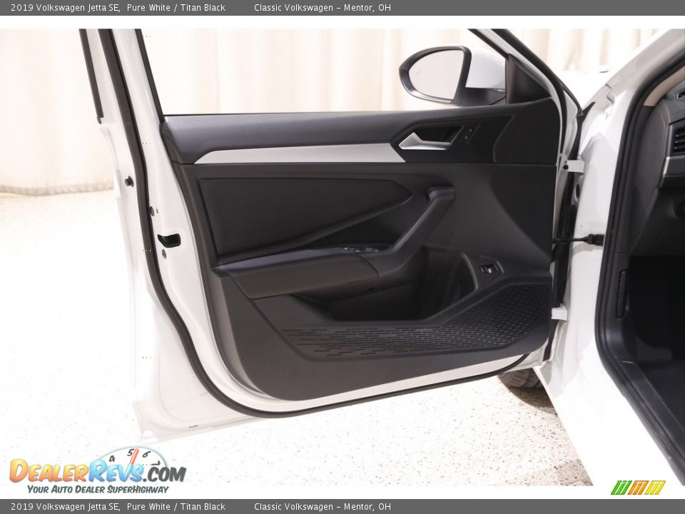 2019 Volkswagen Jetta SE Pure White / Titan Black Photo #4